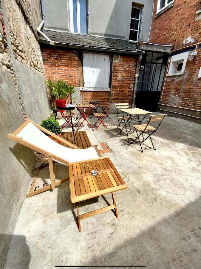 Appartement Faubourg des voyageurs N°7 à Saran Extérieur photo